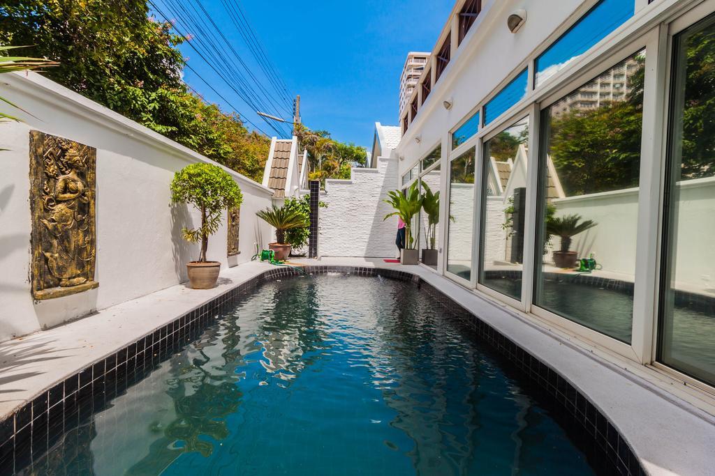 Jomtien Palace Pool Villa By Pattaya Sunny Rentals Ban Nong Tabaek Exterior photo