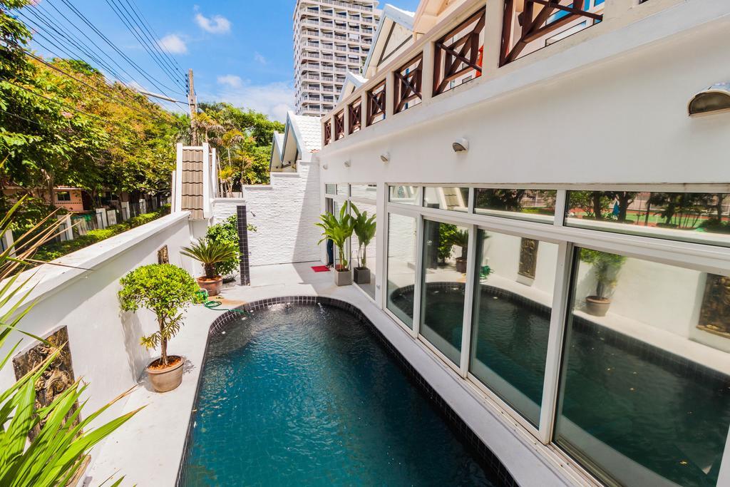Jomtien Palace Pool Villa By Pattaya Sunny Rentals Ban Nong Tabaek Exterior photo