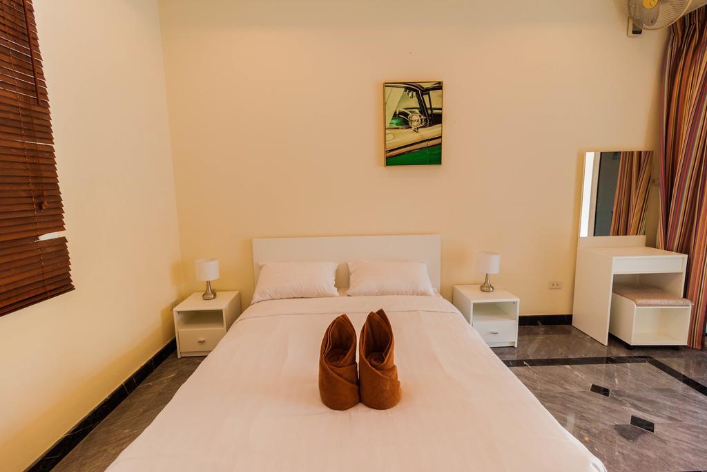 Jomtien Palace Pool Villa By Pattaya Sunny Rentals Ban Nong Tabaek Exterior photo